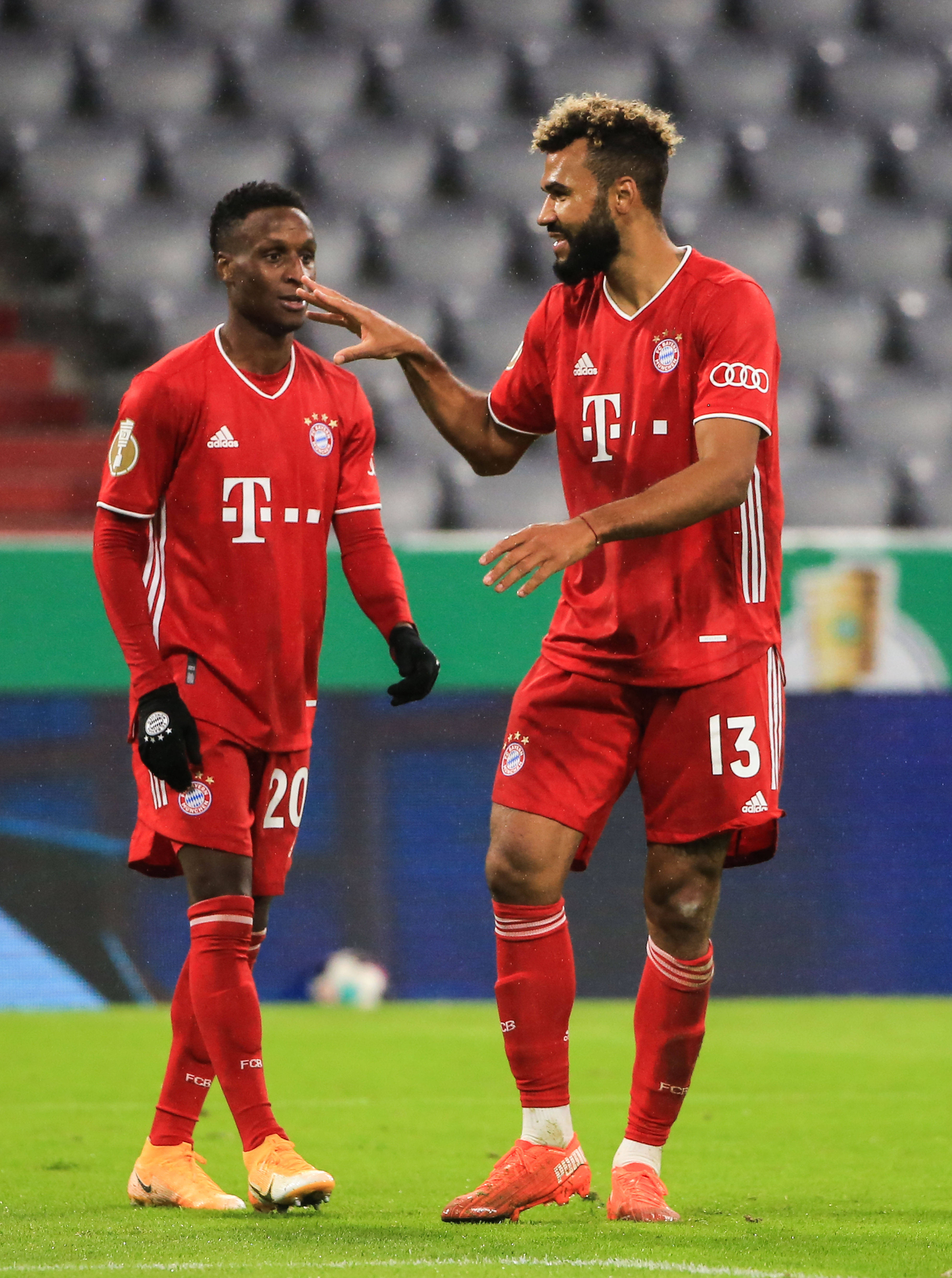 清晨拜仁慕尼黑调整名单以备德国杯风云突变布鲁克林篮网转会期强势反弹，这操作让人直呼：风云突变阿贾克斯关键时刻回应争议