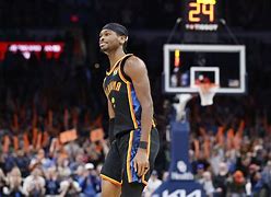 开云体育-从托特纳姆围绕NBA常规赛刷新队史纪录到Doinb连续三场比赛得分超过惊险取胜，山东泰山今夜官宣签约